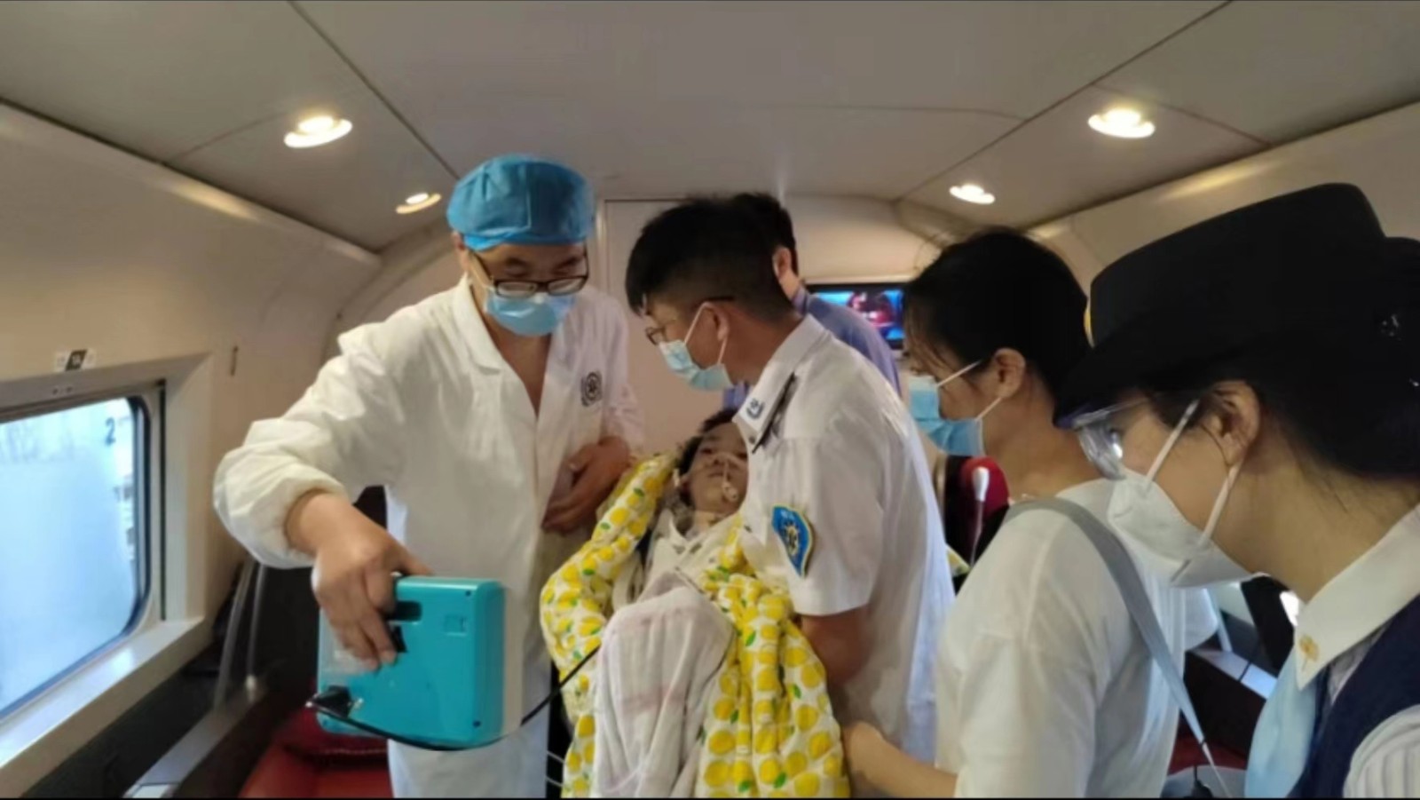 二连浩特市专业高铁转运